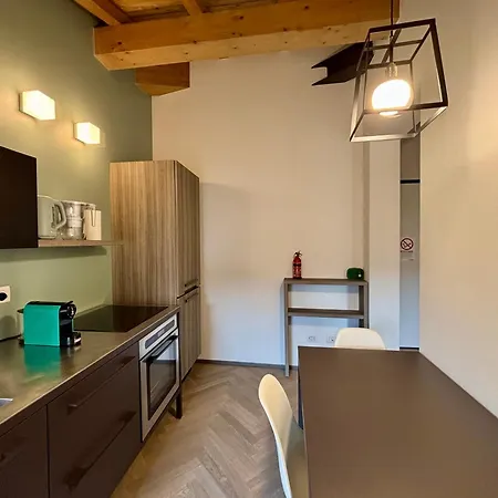 Saragozza A Due Passi Da Piazza Grande - Wifi E Parcheggio Gratuito