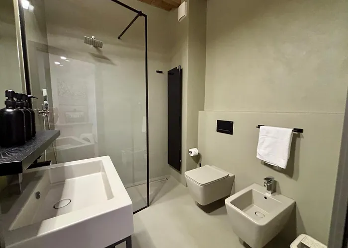 Appartement Saragozza A Due Passi Da Piazza Grande - Wifi E Parcheggio Gratuito Modène