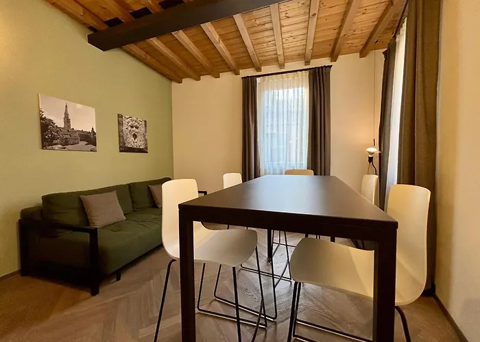 Saragozza A Due Passi Da Piazza Grande - Wifi E Parcheggio Gratuito Appartement *