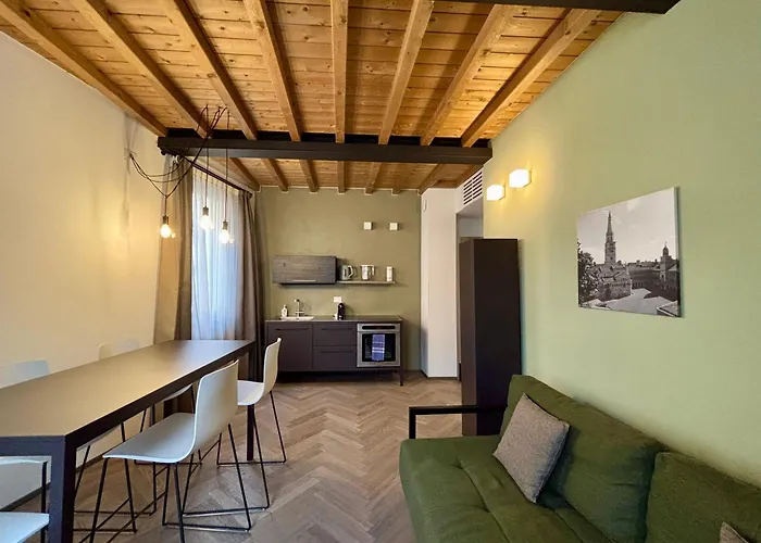 Saragozza A Due Passi Da Piazza Grande - Wifi E Parcheggio Gratuito Appartement *