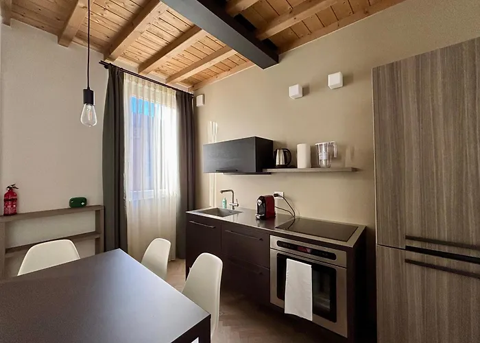 Appartement Saragozza A Due Passi Da Piazza Grande - Wifi E Parcheggio Gratuito Modène