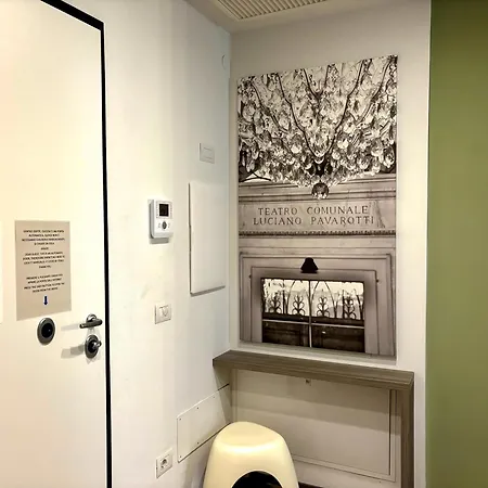 Apartment Saragozza A Due Passi Da Piazza Grande - Wifi E Parcheggio Gratuito Modena