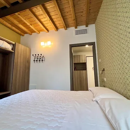 Saragozza A Due Passi Da Piazza Grande - Wifi E Parcheggio Gratuito מודנה