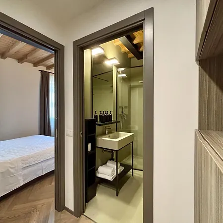 Saragozza A Due Passi Da Piazza Grande - Wifi E Parcheggio Gratuito Apartment