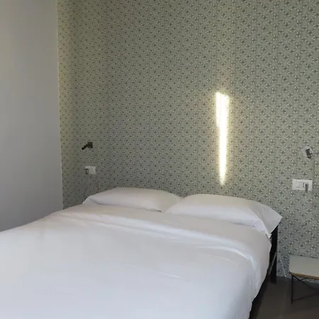 Apartamento Saragozza A Due Passi Da Piazza Grande - Wifi E Parcheggio Gratuito *