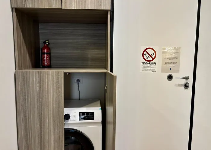 Saragozza A Due Passi Da Piazza Grande - Wifi E Parcheggio Gratuito * Modena