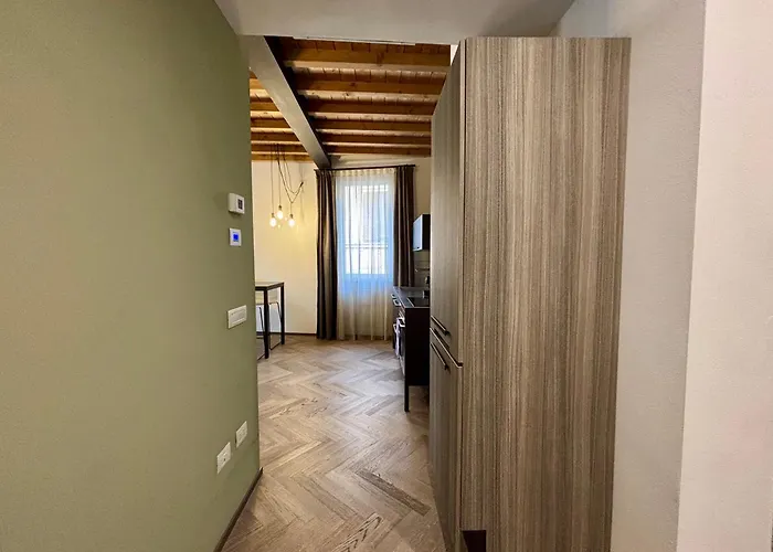 Saragozza A Due Passi Da Piazza Grande - Wifi E Parcheggio Gratuito * Modena