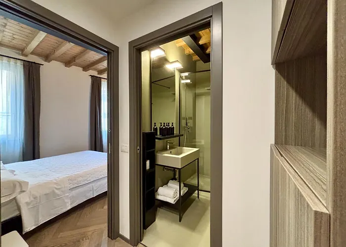 Saragozza A Due Passi Da Piazza Grande - Wifi E Parcheggio Gratuito Apartment