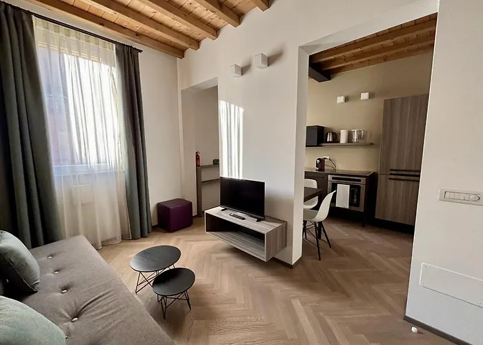 Saragozza A Due Passi Da Piazza Grande - Wifi E Parcheggio Gratuito *